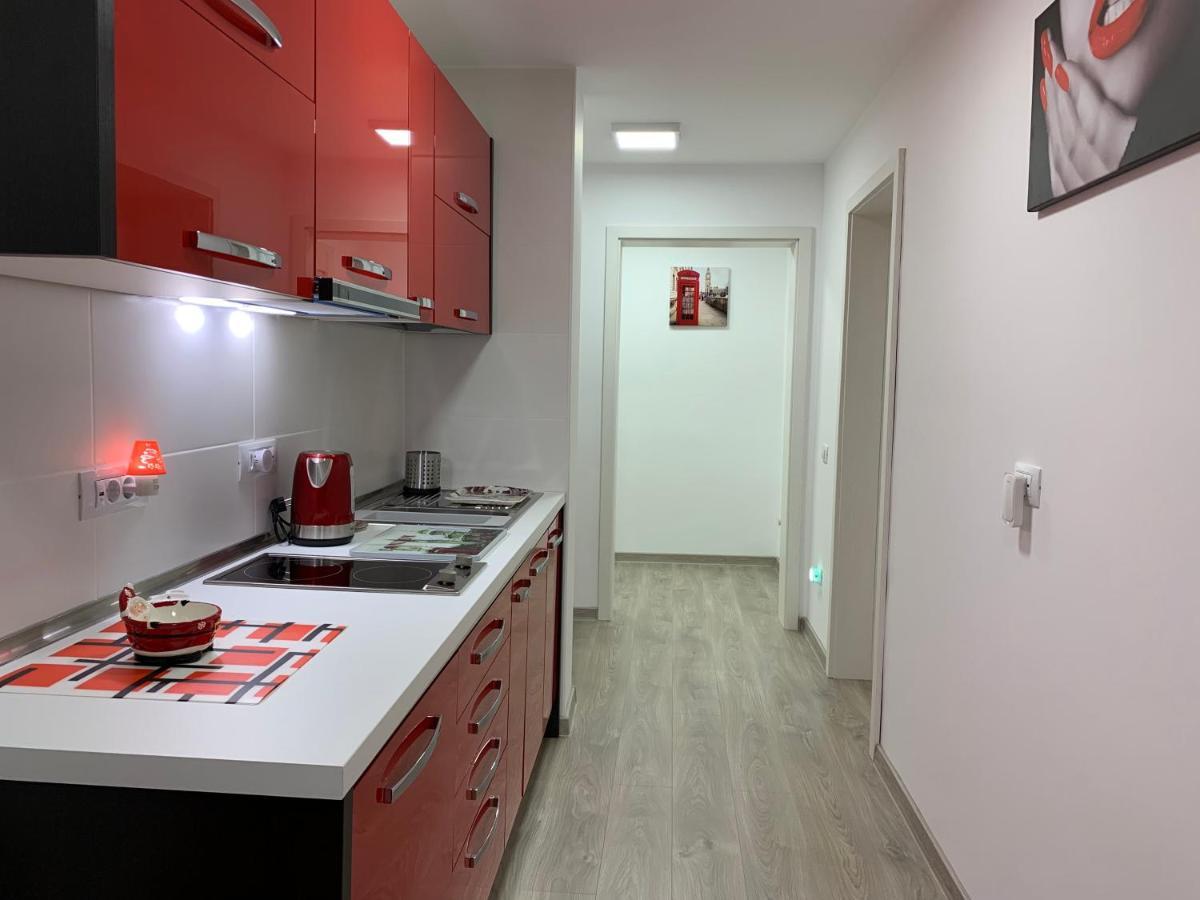 Mery Apartment Galaţi Екстериор снимка