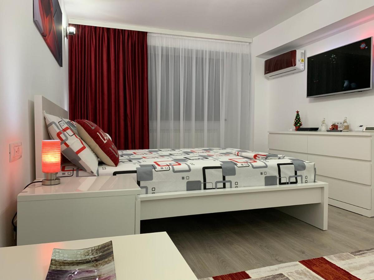 Mery Apartment Galaţi Екстериор снимка