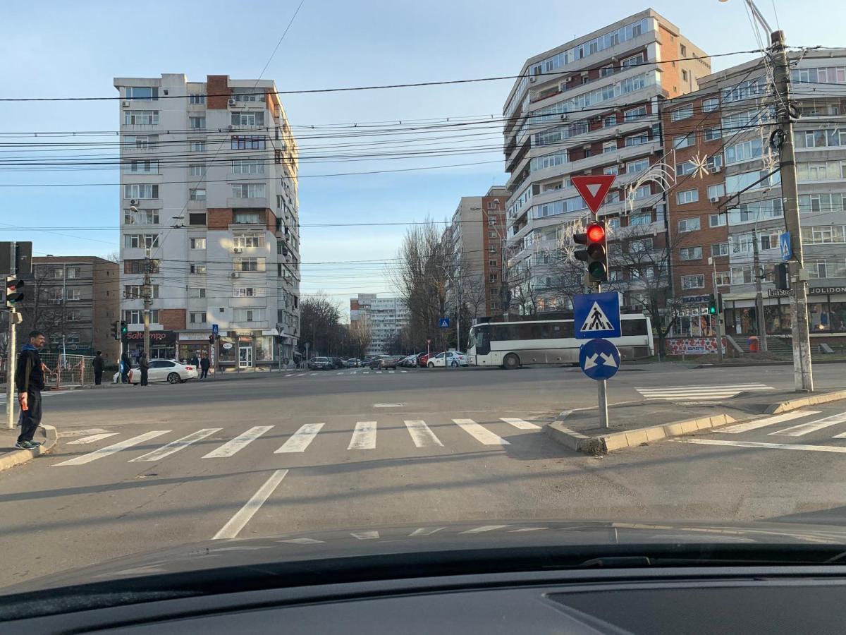 Mery Apartment Galaţi Екстериор снимка