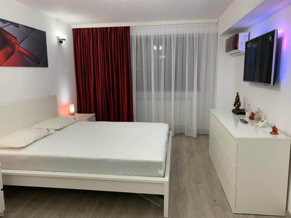 Mery Apartment Galaţi Екстериор снимка