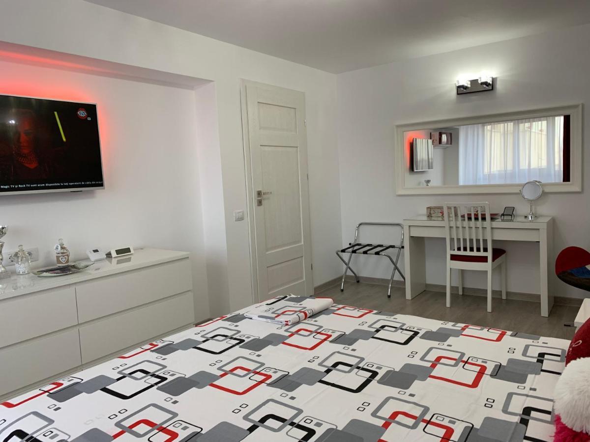 Mery Apartment Galaţi Екстериор снимка