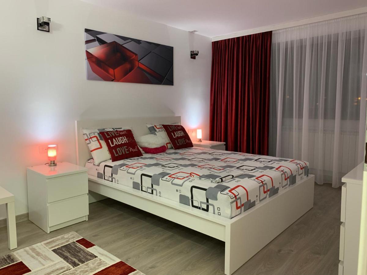 Mery Apartment Galaţi Екстериор снимка