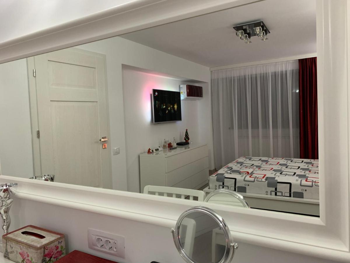 Mery Apartment Galaţi Екстериор снимка