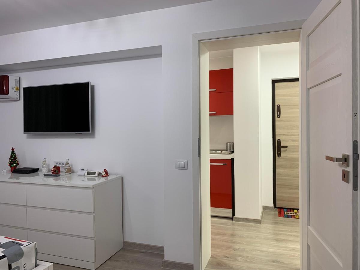 Mery Apartment Galaţi Екстериор снимка