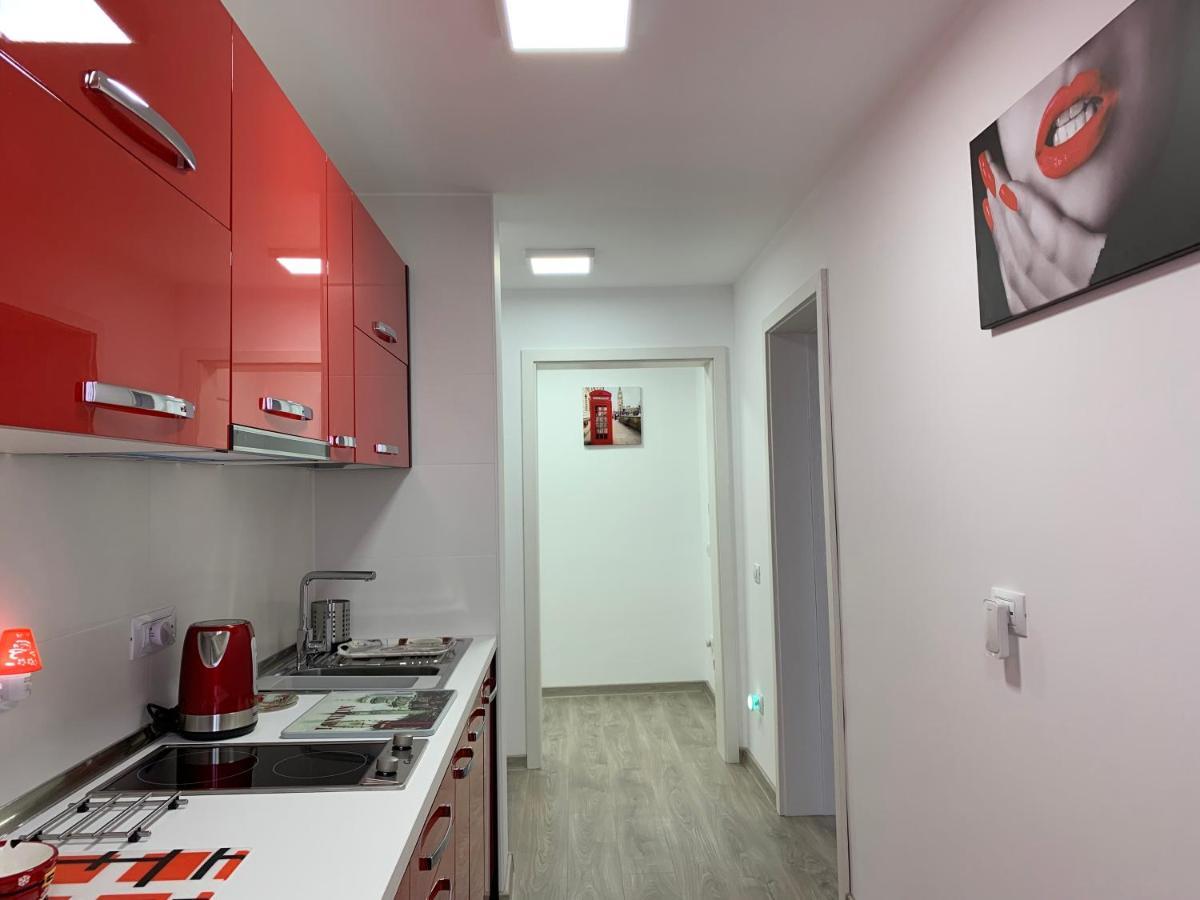 Mery Apartment Galaţi Екстериор снимка