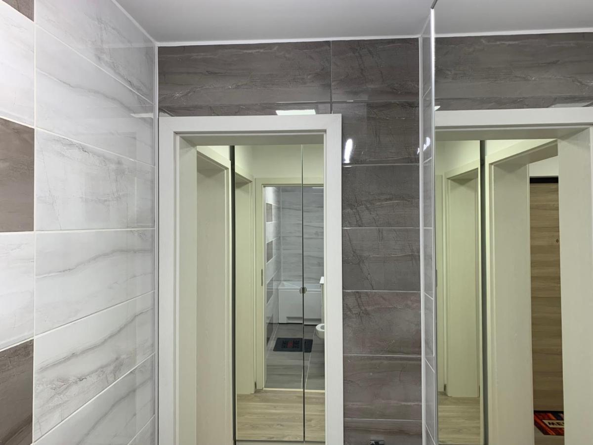 Mery Apartment Galaţi Екстериор снимка