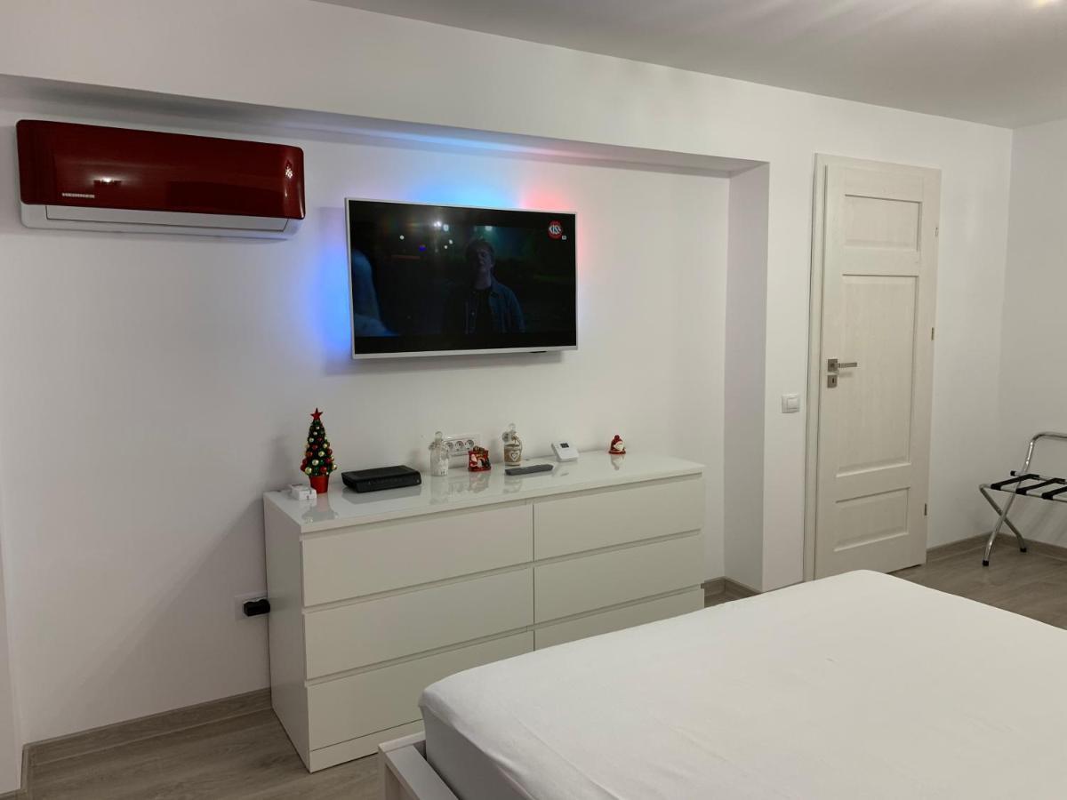 Mery Apartment Galaţi Екстериор снимка