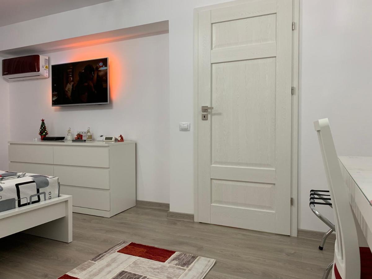 Mery Apartment Galaţi Екстериор снимка