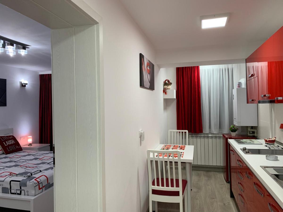 Mery Apartment Galaţi Екстериор снимка